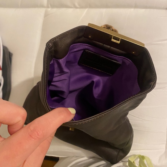 Vintage Donatella Lucchi Milan Brown Leather Purse with Gold Chain - Picture 5 of 8